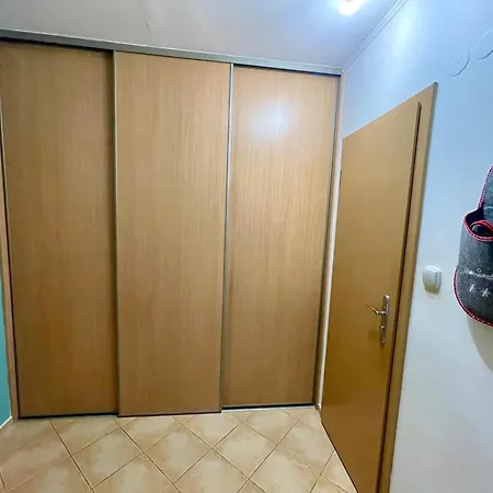 Sunny Apartment Vojenska - Old Town Kosice Exterior photo