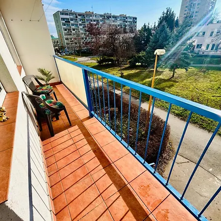 Sunny Apartment Vojenska - Old Town Kosice Exterior photo